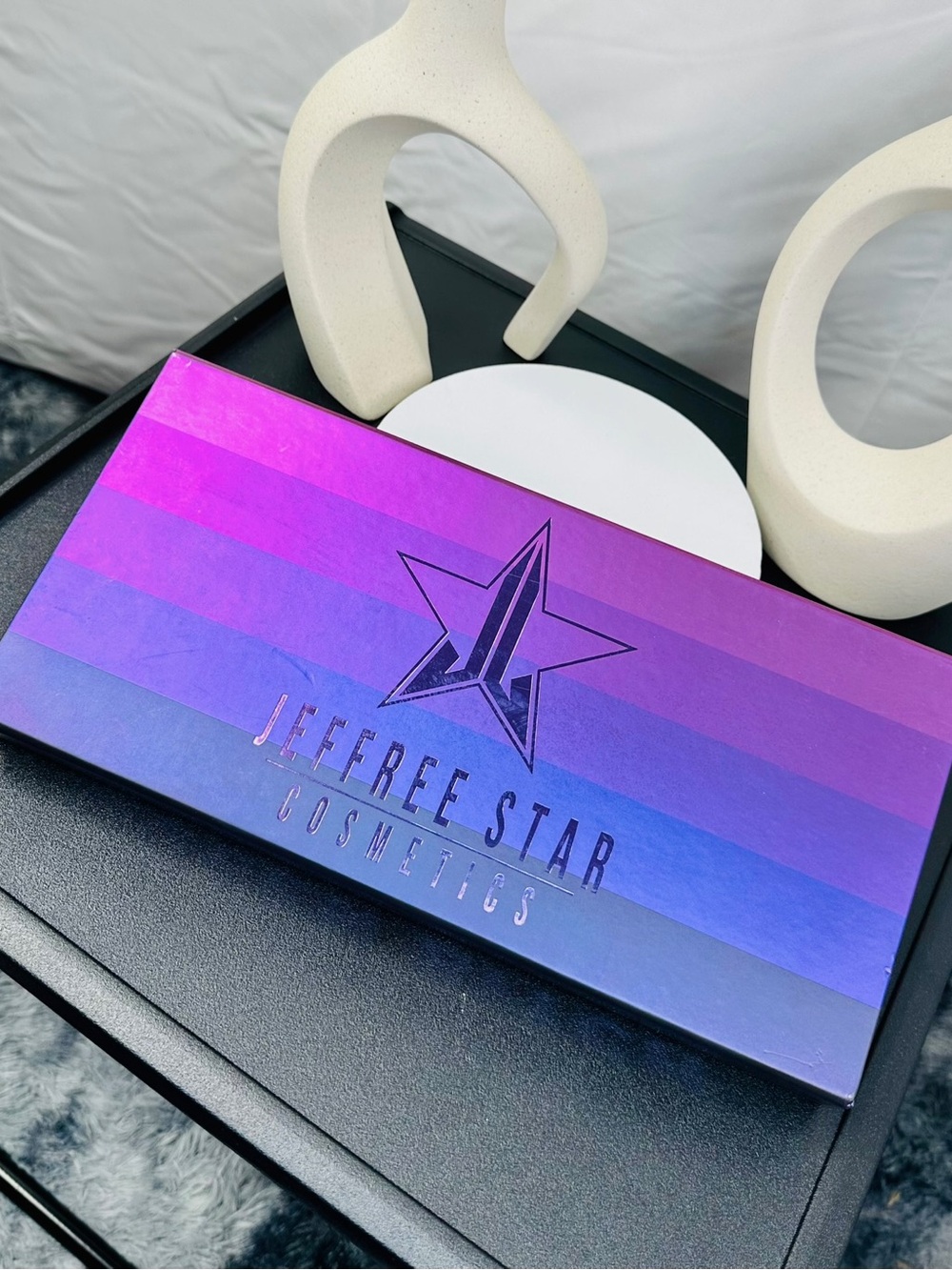 BNIB Jeffree Star Mini Velour Liquid Lipstick Set (Queen B*tch) - Picture 6 of 13